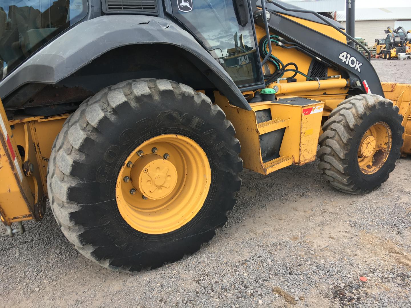 ./imagenes/INVOICE/2019/16902/RETROEXCAVADORA 410K (8).JPG